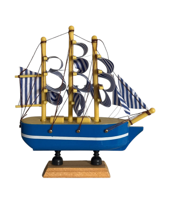 Corabie plastic Feng Shui 14cm