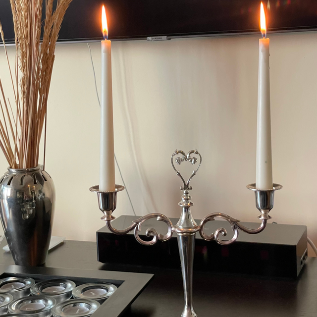 Sfeșnice și suporturi