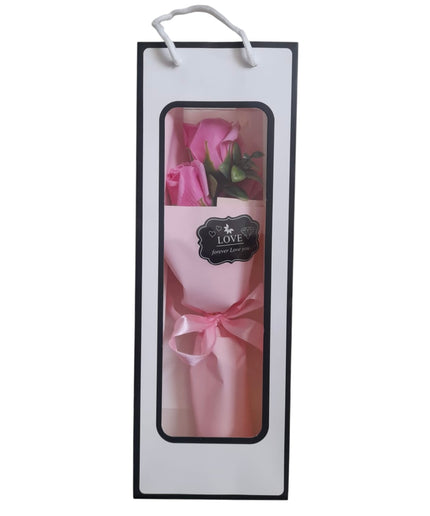 Buchet decorativ Trandafir Roz în pungă cadou 804-17
