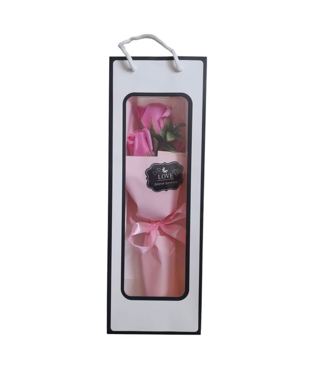 Buchet decorativ Trandafir Roz în pungă cadou 804-17
