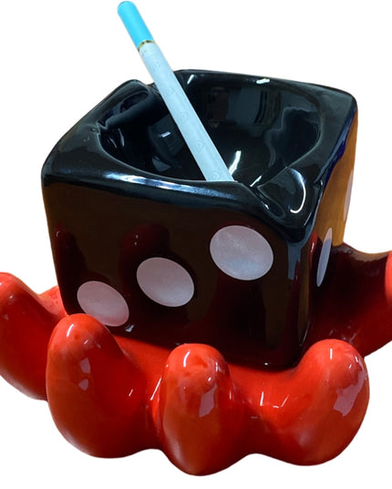 Scrumieră Mână cu zar 11cm