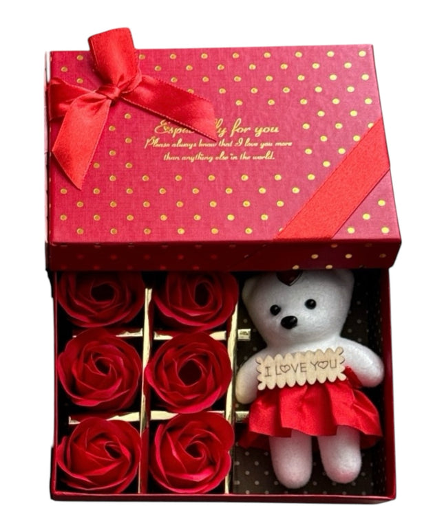 Cutie cadou Trandafiri cu Ursuleț