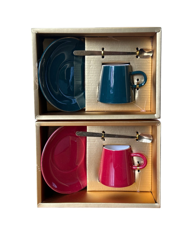 Set cadou ceașcă cu farfurie și linguriță