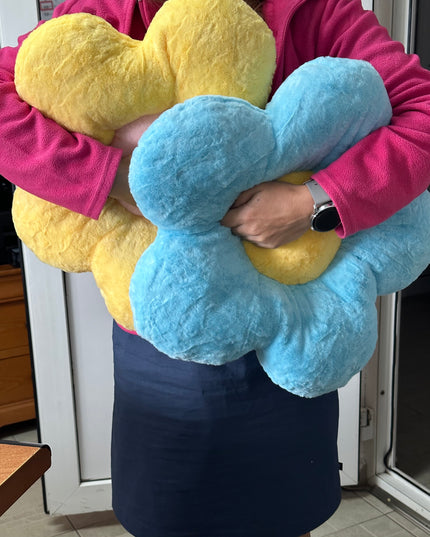 Pernă pluș Floare 48cm