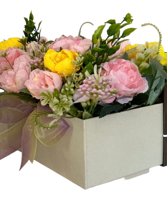Aranjament floral cutie L