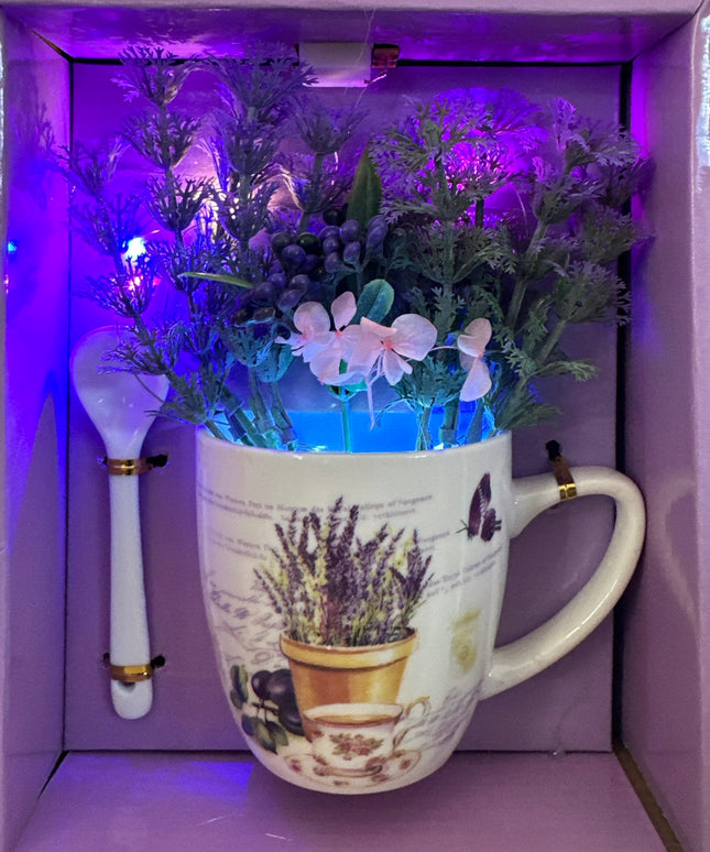 Set cadou cană cu linguriță și buchet cu lumini HM35