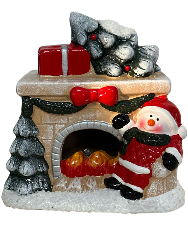 Figurină Crăciun Șemineu cu lumini 13cm 905-2