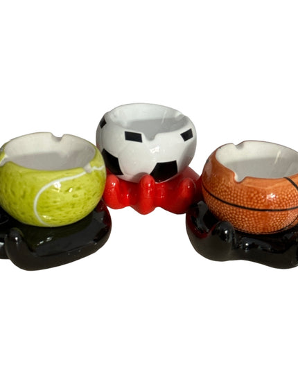 Scrumieră ceramică Mână cu minge