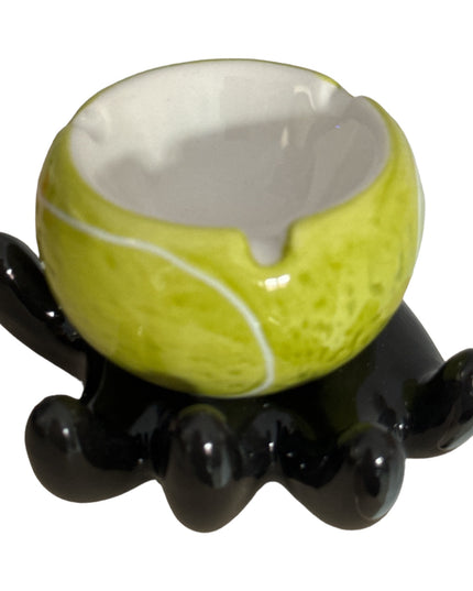 Scrumieră ceramică Mână cu minge