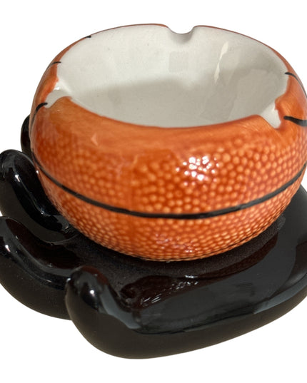 Scrumieră ceramică Mână cu minge