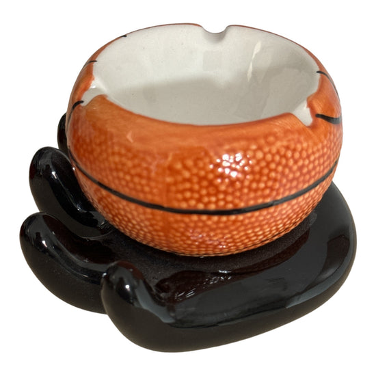 Scrumieră ceramică Mână cu minge