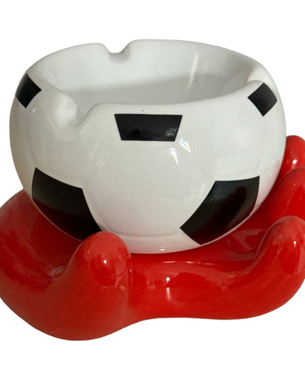 Scrumieră ceramică Mână cu minge