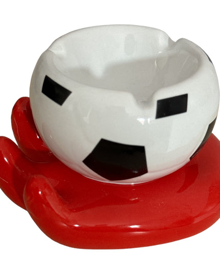 Scrumieră ceramică Mână cu minge