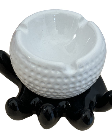 Scrumieră ceramică Mână cu minge