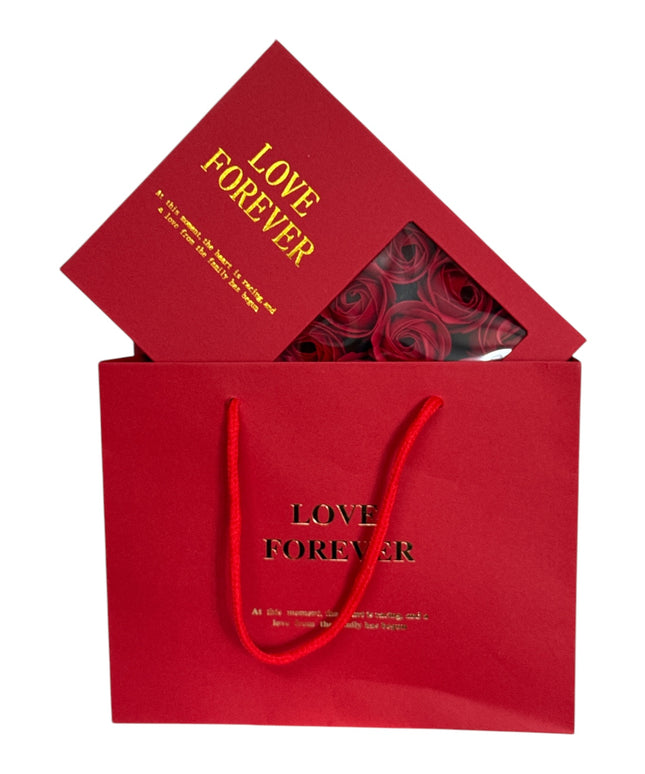 Cutie cadou cu 12 trandafiri de săpun și pungă cadou 18x13cm