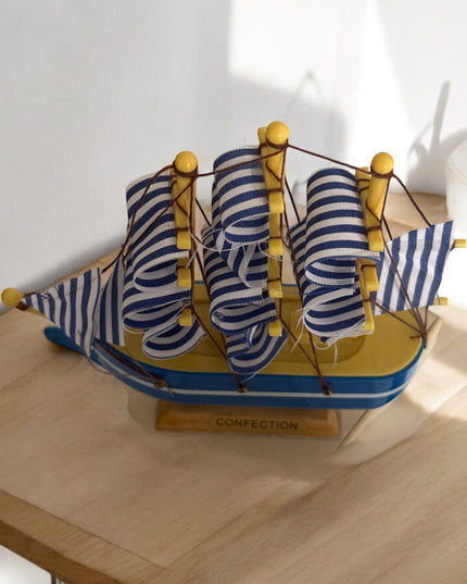 Corabie plastic Feng Shui 14cm