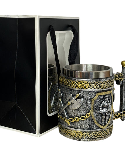 Cană Medievală cu Cavaler – Cadou de Colecție cu Ambalaj Elegant