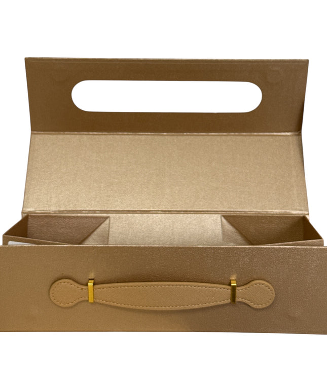 Cutie cadou pliabilă cu închidere magnetică și mâner – Auriu elegant 33x10cm