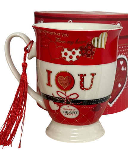 Set cadou cană cu ciucure – design Love