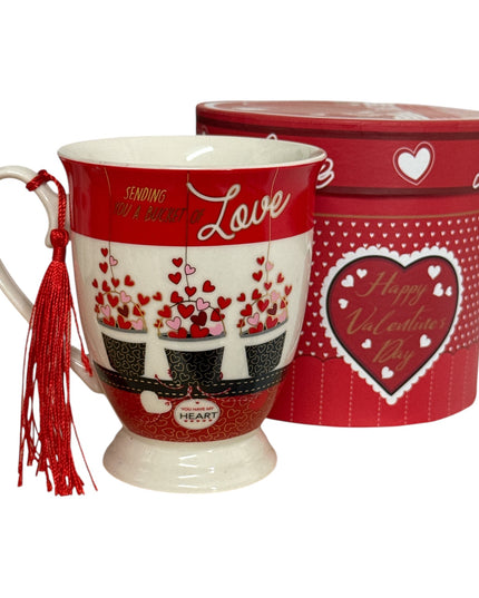 Set cadou cană cu ciucure – design Love