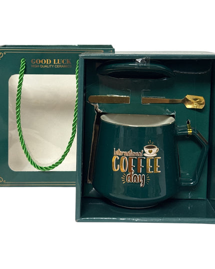 Set cadou cană cu capac și linguriță Gold HM450