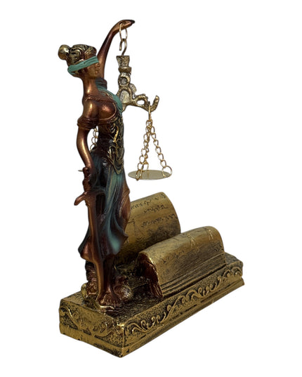 Statuetă Zeița Justiției -Suport cărți vizită 18cm cod1162-5