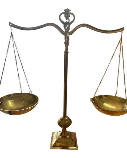 Balanță decorativă mare din alamă – design clasic elegant 35cm