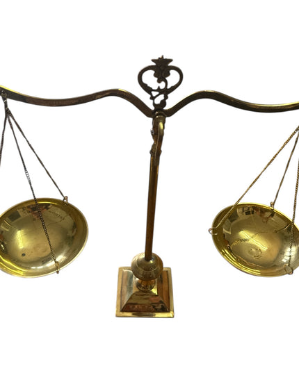 Balanță decorativă mare din alamă – design clasic elegant 35cm