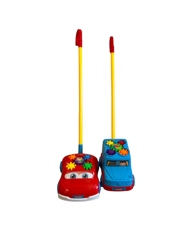 Mașinuță de împins cu roți dințate interactive