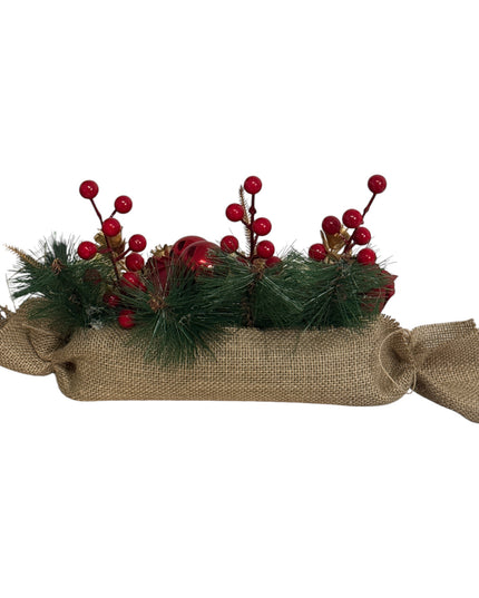 Aranjament decorativ de Crăciun cu trandafiri și globuri – 40 × 18 cm